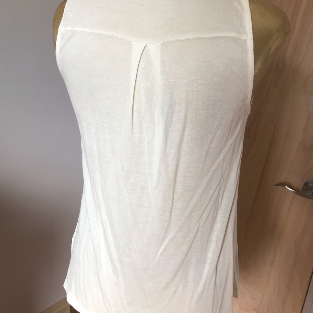 Express Button black/white Tank - Picture 5 of 5